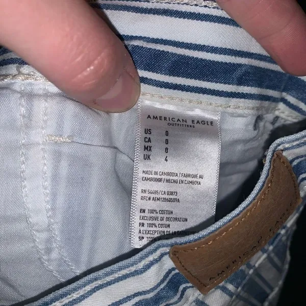 American Eagle blue & white stripe 0 high waist mom shorts - Image 2