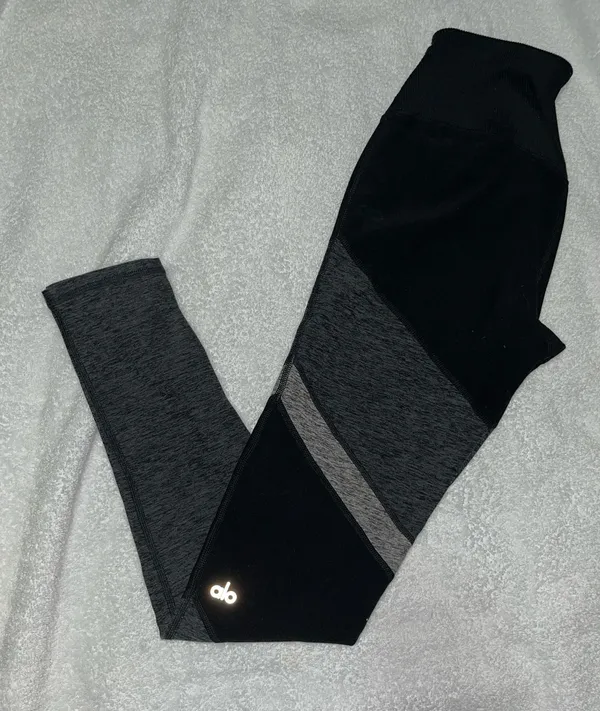 Alo Alosoft Sheila Leggings - Image 2