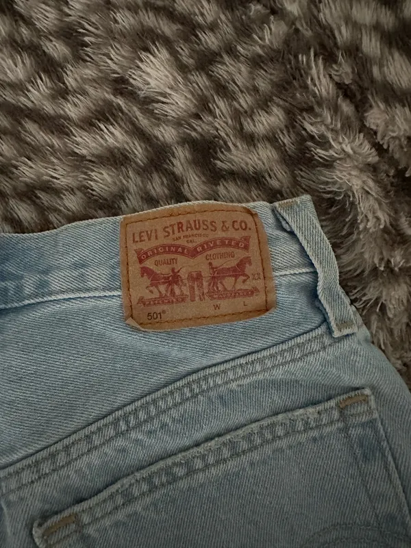 Levi’s 501 Denim Shorts - Image 3