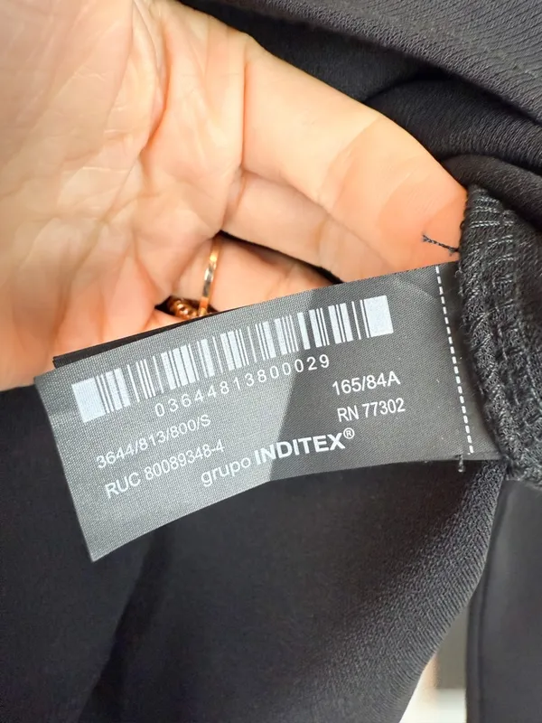 NEW Zara Black One Shoulder Asymmetrical Long Sleeve Top Size Small - Image 6