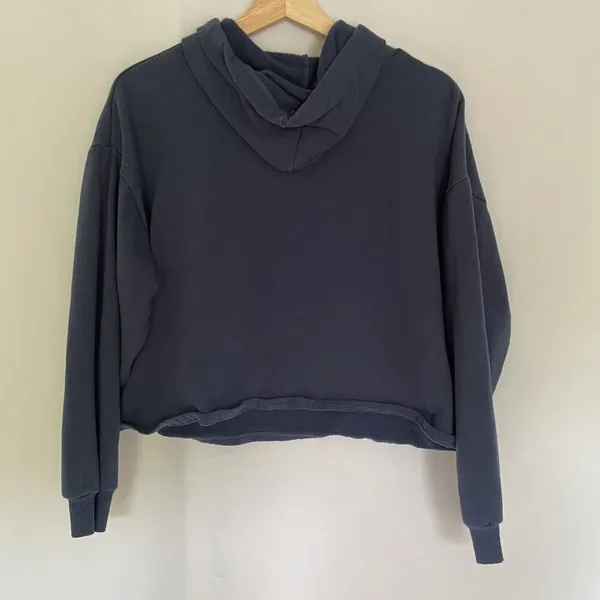 Disney mickey mouse navy blue cropped hoodie‎ sweater casual medium embroidered - Image 9