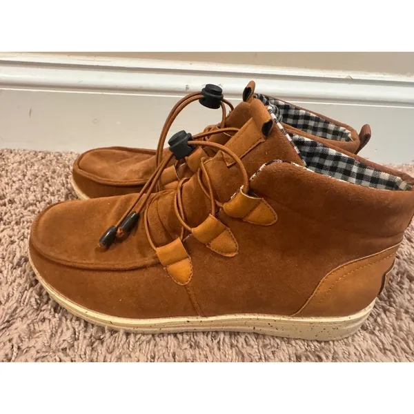 Women's Brown Ankle Boots Size 39 (Fits Like 8) Lace Up Toggle Chukka Style - Image 4