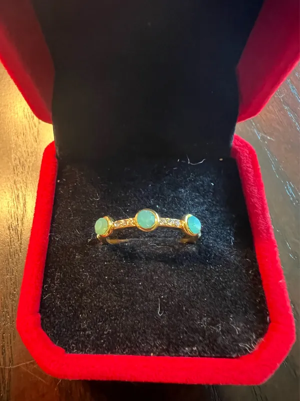 Gorgeous Golden with Gemstone Ring Size 7 Gold - Image 2