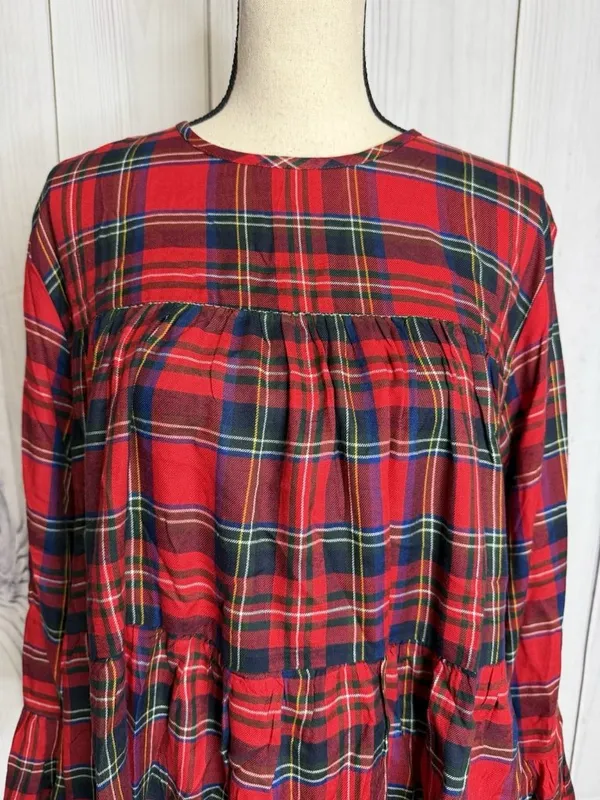 Mudpie Womens Red Plaid Peplum Flounce NWT Top Size Large Keyhole Back Neck - Image 2