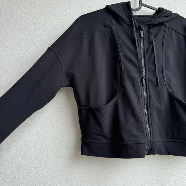 Lululemon Next Move Cropped Full Zip Jacket Black Stretch French Terry Size 4 - Image 2