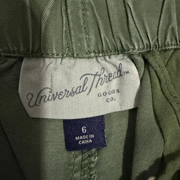 Universal Threads Women Cargo Pants 6 Olive Green Lyocell High RiseUtility Toggle - Image 2