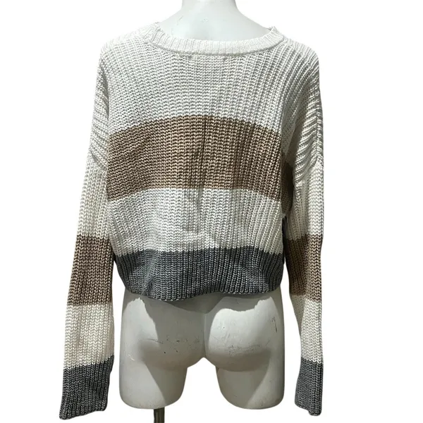 Moon & Madison Sweater Womens L Cream Tan Gray Colorblock Cropped Pullover - Image 3