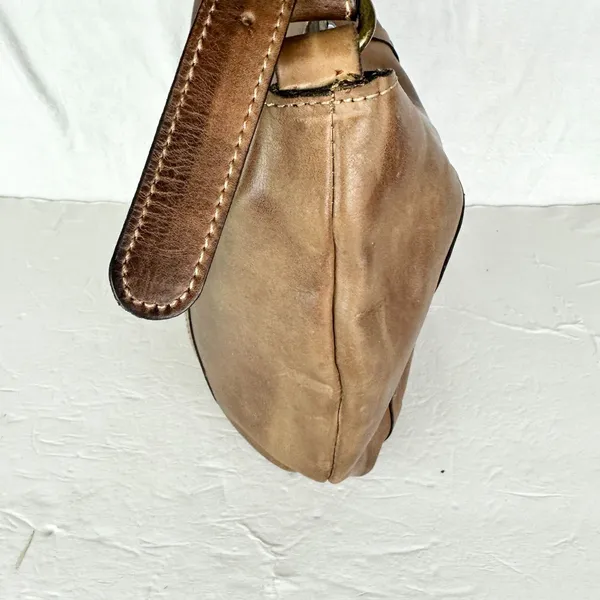 Patricia Nash Leather Hobo Bag Brass Turn Lock Studded Distressed Leather - Image 4