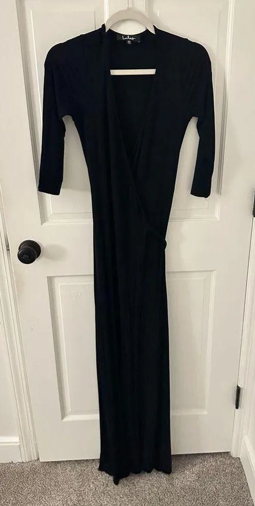 Lulu’s black maxi wrap dress garden district - Image 4