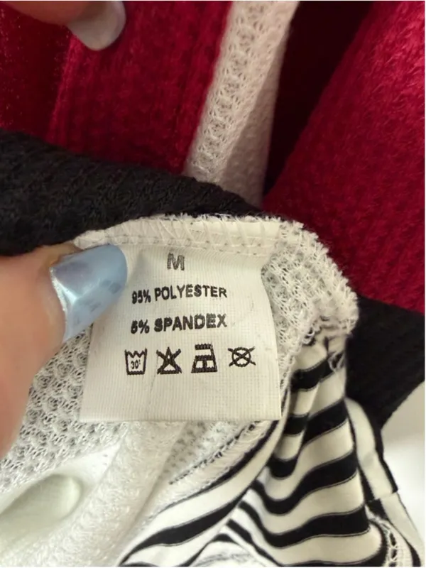Unbranded Long Sleeve Tee M White Red Black Striped EUC Size M - Image 3