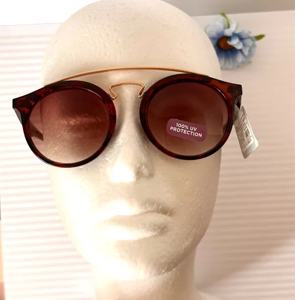 Women’s Sunglasses (17704) 🕶️ Brown - Image 4