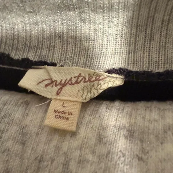 Mystree Gray and Navy Sweater - Image 6