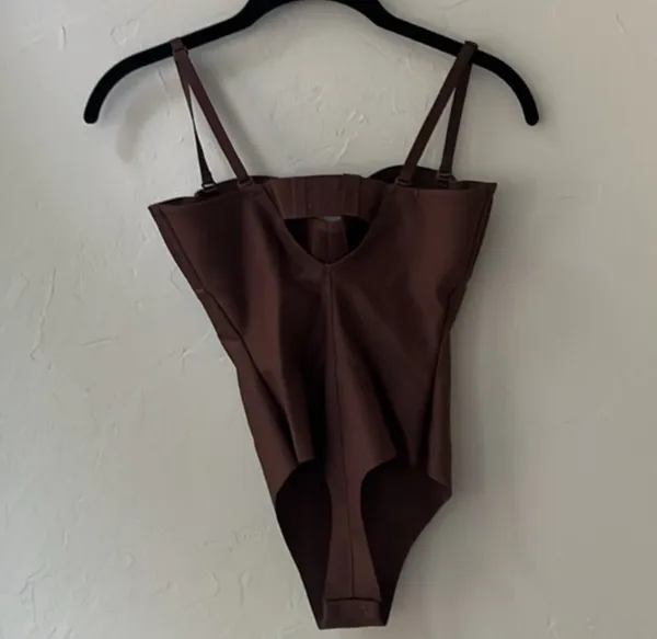 SKIMS Body Molded Underwire Bodysuit XS - Image 3