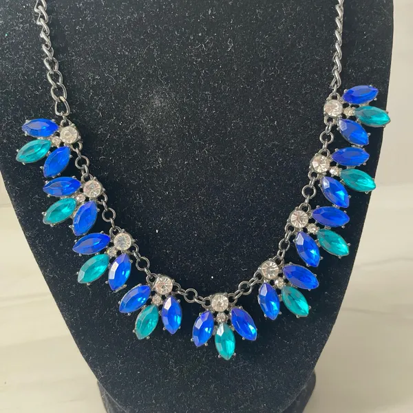 Green and Blue Floral Rhinestone Drop Necklace- Unbranded - Image 2