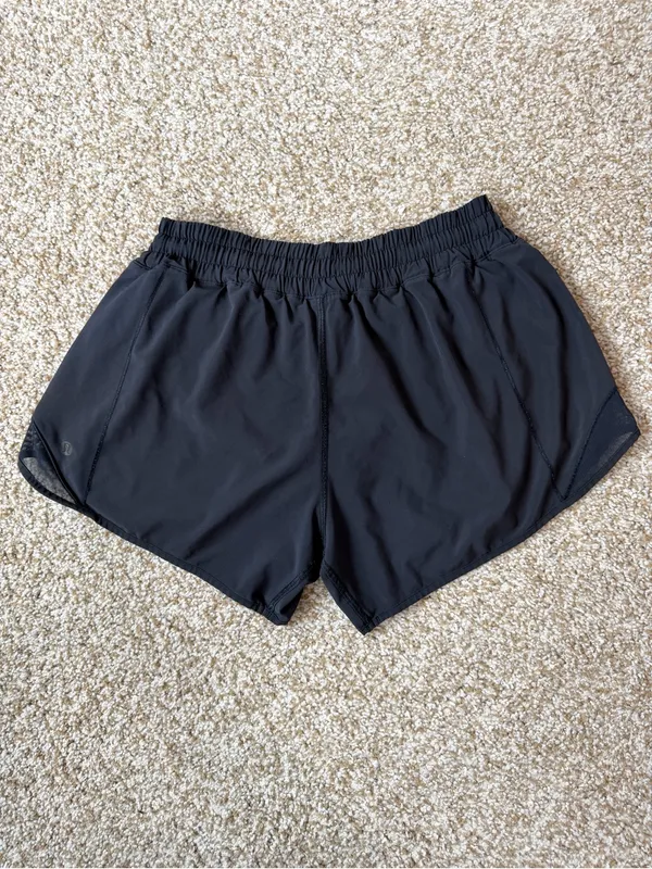 Lululemon Hotty Hot Shorts Black 3.5” Inseam Lined Run Gym Size 6 - Image 9