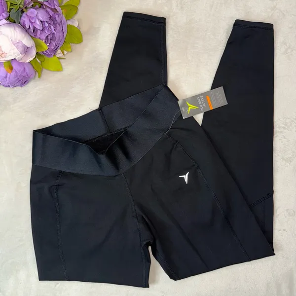 NWT Old Navy Active Go-Warm Leggings - Image 5
