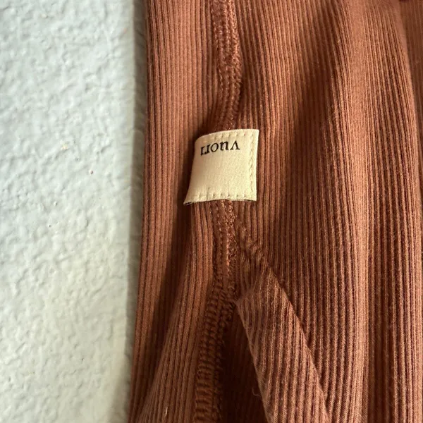 Vuori Pose Mudra Jumpsuit in Hazelnut Size Small - Image 8