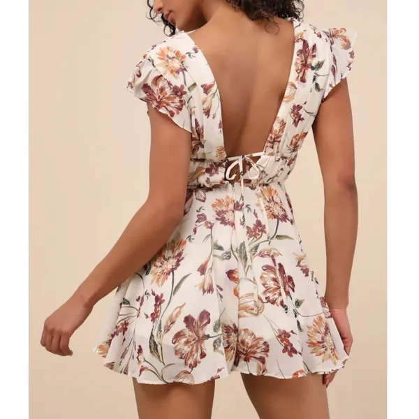 Lulus Flirty Ways Cream Floral Print Flutter Sleeve Romper - Image 5