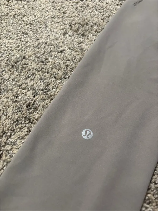 Lululemon Wunder Train High-Rise Tight with Pockets 25" size 8 - Image 4