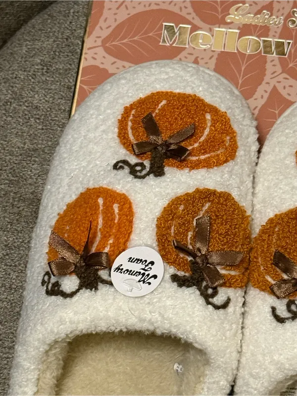 Mellow & Mod Women's Cream Pumpkin Detail Fall Fuzzy Slippers - size M (7-8) - Image 3