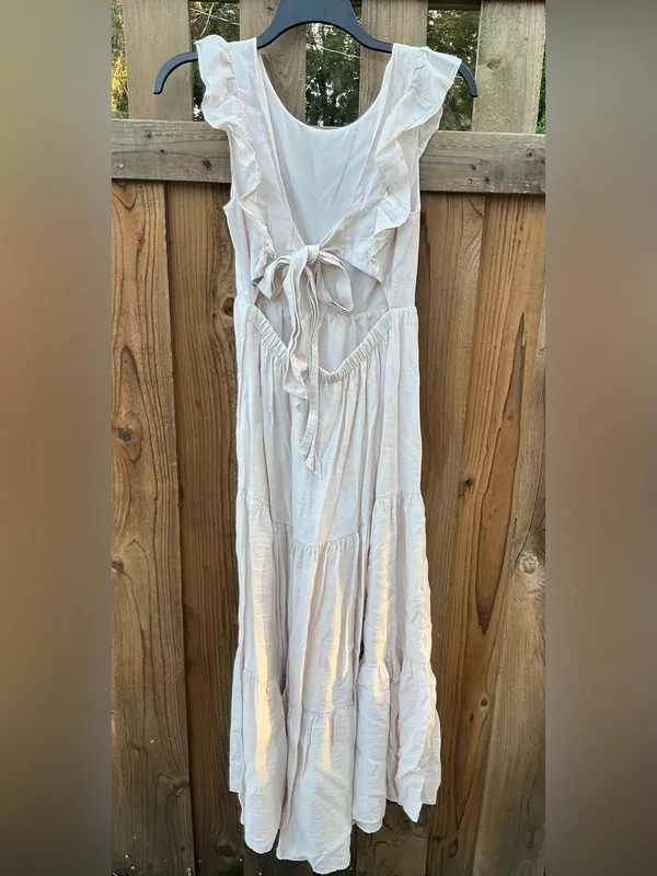 Cute Ruffle Tie-Back Maxi Dress 🌸 - Image 4
