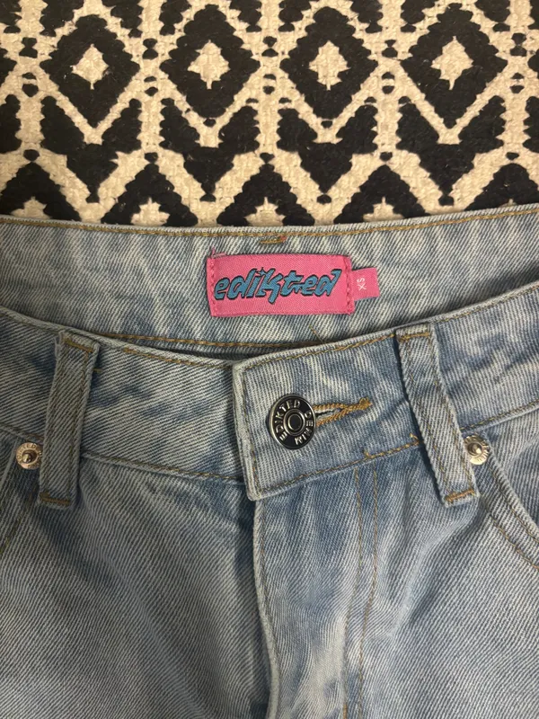 Edikted Jeans Low-Rise - Image 3