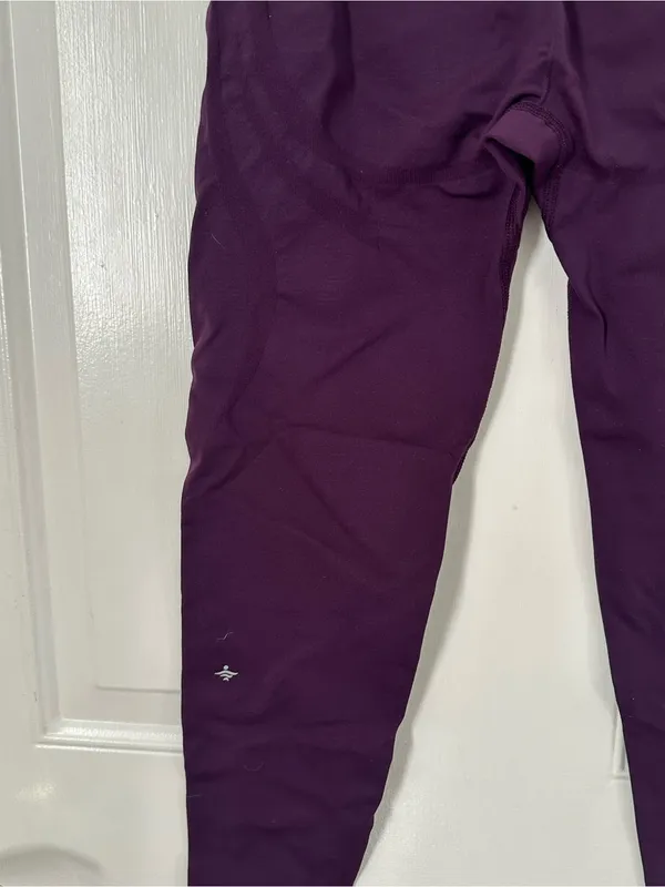 Halara OneForm Seamless Flow Mid Rise Tummy Control Butt Lifting 7/8 Leggings - Image 11