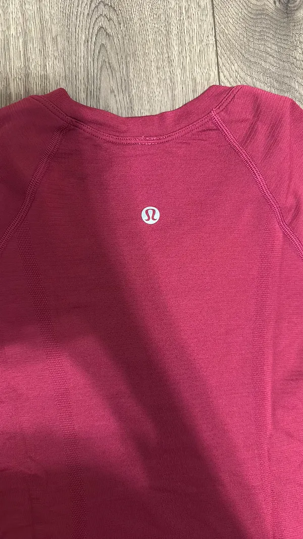 Maroon Lululemon Swiftly Tech - Image 3