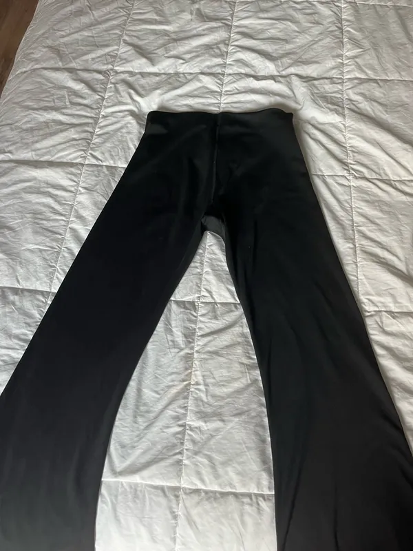 Pacsun Black Flare Leggings - Image 2