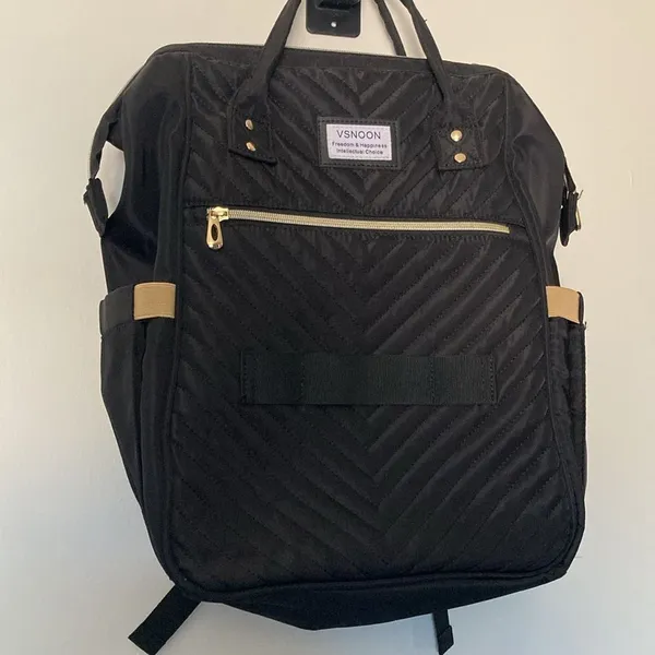 Vsnoon Quilted‎ Black Diaper Travel Backpack with USB Port & Laptop Sleeve - Image 4