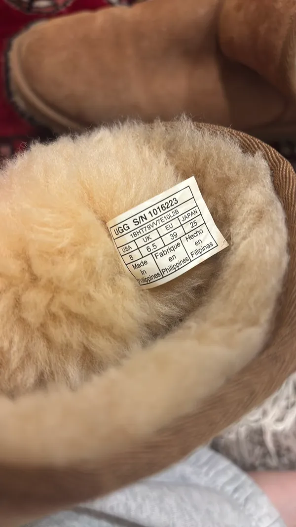 UGG Boots - Image 4