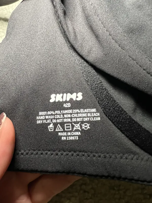 SKIMS NWT Fits Everybody Demi Bra 42D Onyx - Image 5