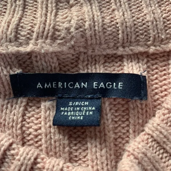 American Eagle Pink Cropped Sweater - Image 3