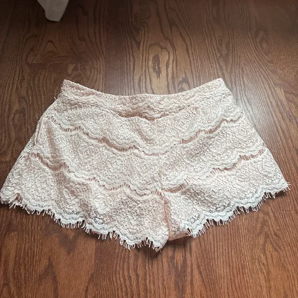 Pink Skirt Forever 21 with cute design - Image 2