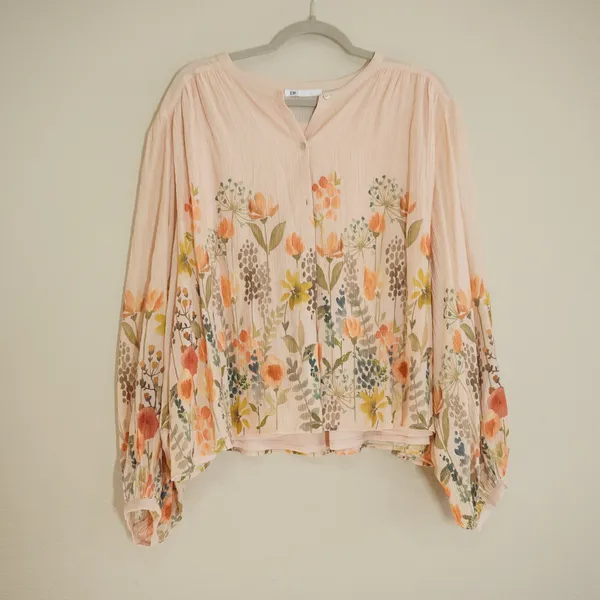 DR2 Daniel Rainn XXL Floral Button Front Blouse Pink Wildflower Balloon Sleeve - Image 2