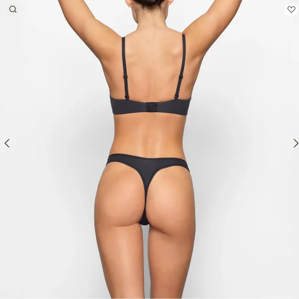 NWT SKIMS Fits Everybody T-Shirt Demi Bra‎ in Onyx Size 40H - Image 3