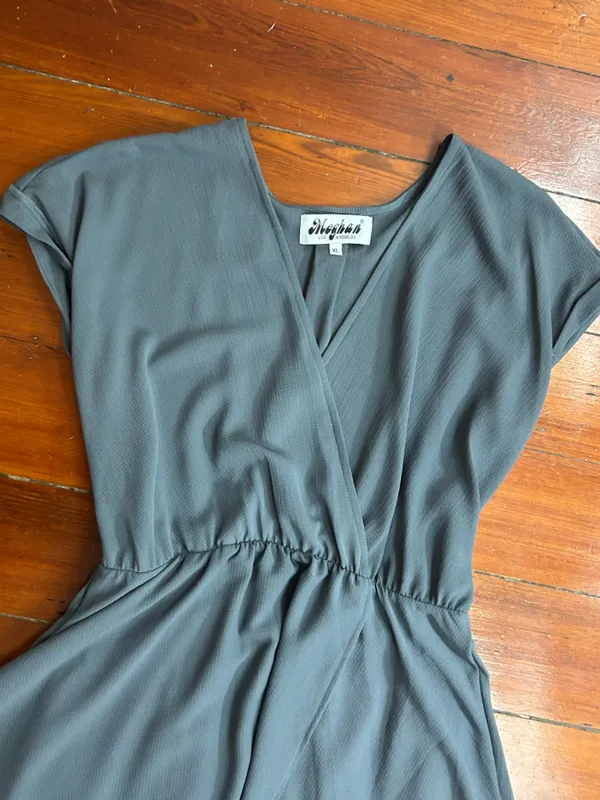 MEGHAN Los Angeles Jasmine Maxi Dress NWT Women’s Sz XL Gray Wrap 👽🧡 - Image 7