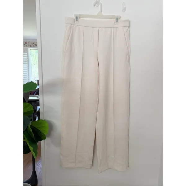 Lululemon Softstreme Pintuck Pants Sz L - Image 2