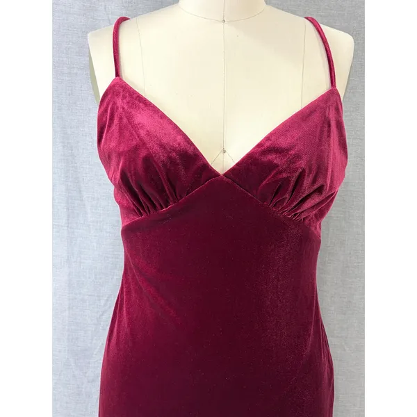 THEIA Burgundy Velvet Spaghetti Strap Mermaid Trumpet Gown‎ NWT Size 8 $495 - Image 2