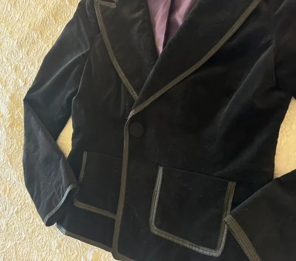 Ann Taylor Black Velvet Blazer - Image 4