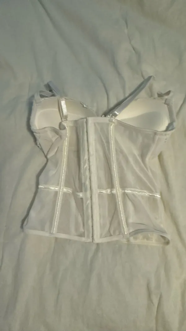 White lace corset Size XS - Image 2