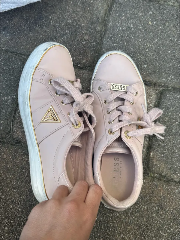Guess Sneakers - Image 2