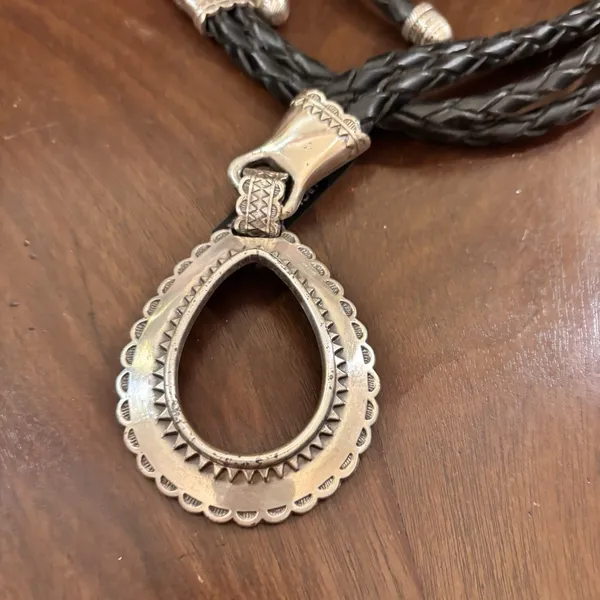 Vintage Black Braided Genuine Leather Bolo‎ Tie Belt Silver Tone Pendant 50" - Image 2