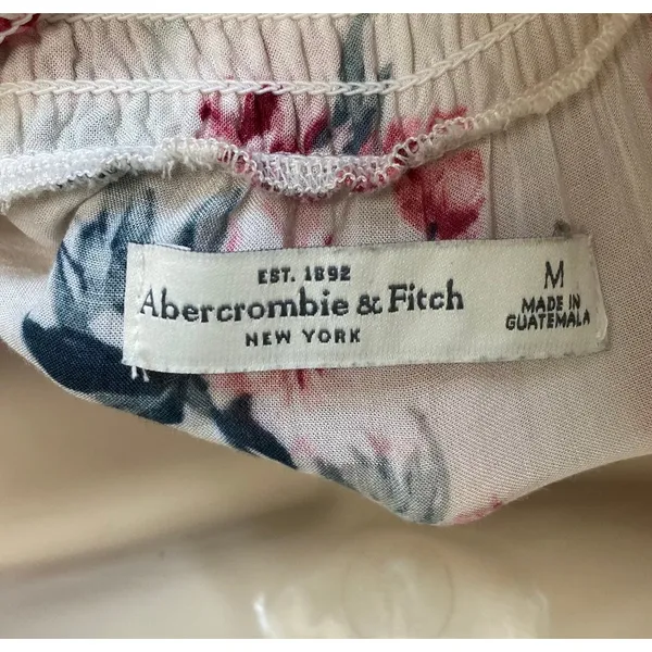 Abercrombie & Finch Ivory floral off shoulder rayon bell sleeve romper Size M - Image 7
