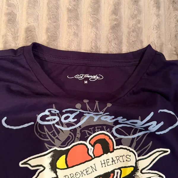 Ed Hardy‎ Navy Broken Hearts and Fairytales Graphic Baby Tee Crop Medium - Image 3