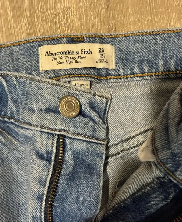 Jeans - Image 4
