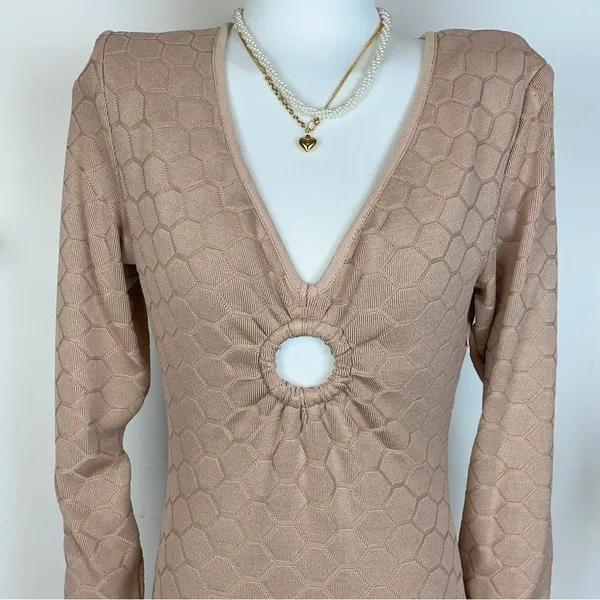 Elliatt Bajan Knit Pullover Maxi Dress Nude Size Small NWT - Image 7