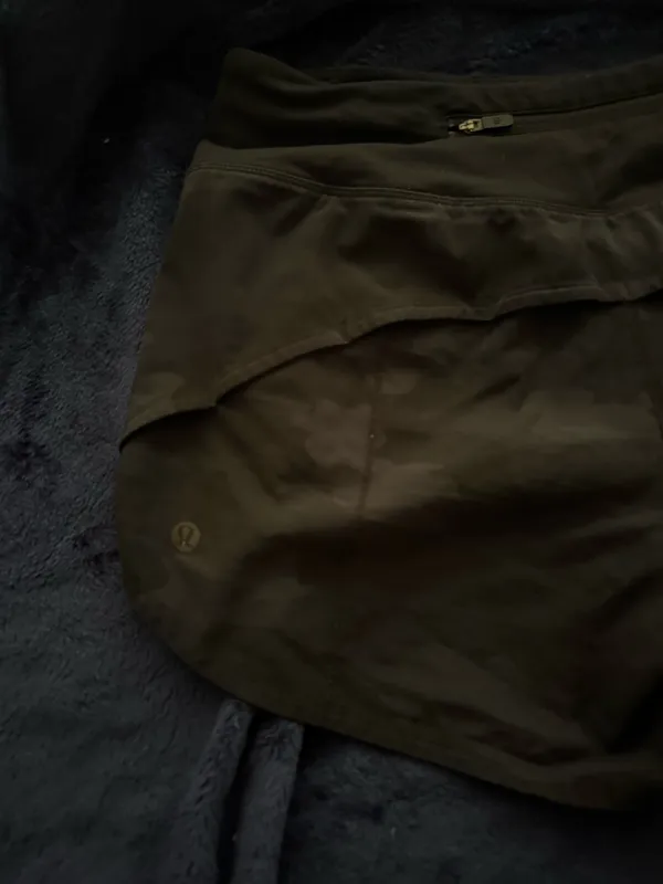Lululemon Speed Up Shorts High-Rise - Image 3