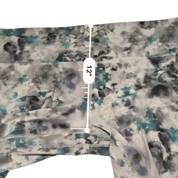 Lululemon‎ Align High Rise Short 8 Womens 16 Kaleidofloral Multi Nulu Yoga Biker - Image 7