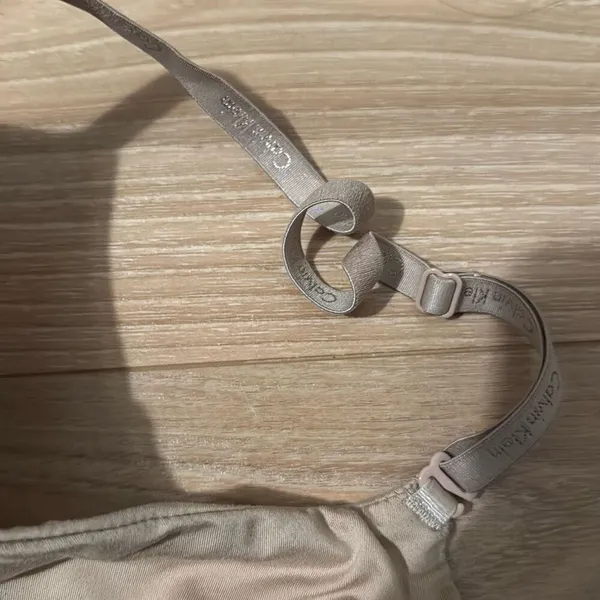 Calvin Klein Nude‎ Bra Size 34C - Image 4